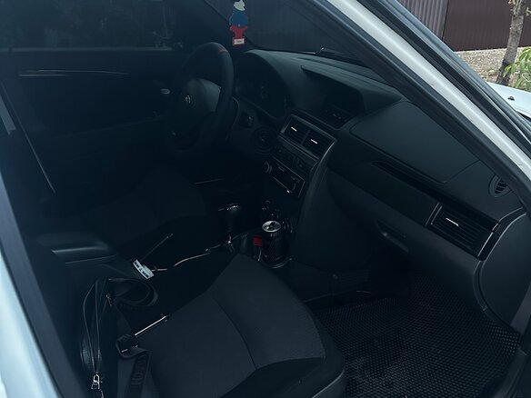 2014 Lada (ВАЗ) Priora I Рестайлинг, белый, 580000 рублей - вид 6