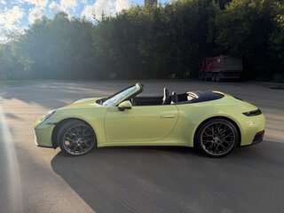 2024 Porsche 911 Carrera VIII (992) Рестайлинг, жёлтый, 19000000 рублей, вид 4