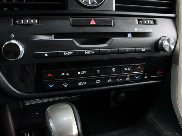 2017 Lexus RX 200t IV, серый - вид 16