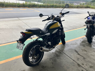 2023 Kawasaki Z 900RS, жёлтый, 1060000 рублей, вид 4