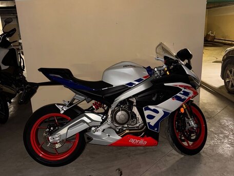 2022 Aprilia RS 660, белый, 1100000 рублей, вид 2