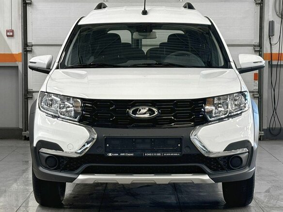 2026 Lada (ВАЗ) Largus Cross I Рестайлинг, белый, 1997000 рублей - вид 1