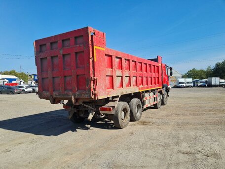 2022 IVECO-Hongyan 8x4 (CQ3406), красный, 2211000 рублей, вид 3