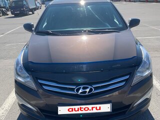 2014 Hyundai Solaris I Рестайлинг, коричневый, 1040000 рублей, вид 3