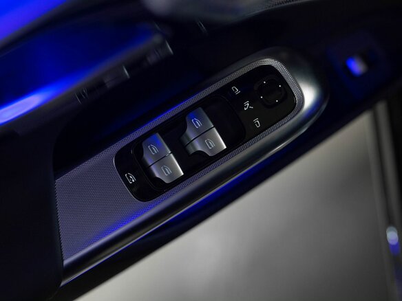 2026 Mercedes-Benz E-Класс 300 VI (W214, S214), чёрный, 10200000 рублей - вид 9