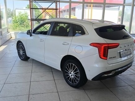 2023 Haval Jolion I Рестайлинг, белый, 1970000 рублей - вид 2