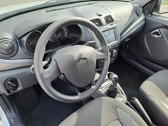 2026 Lada (ВАЗ) Granta I Рестайлинг, белый - вид 11
