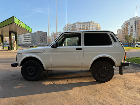 2024 Lada (ВАЗ) Niva Legend I, белый, 950000 рублей, вид 5