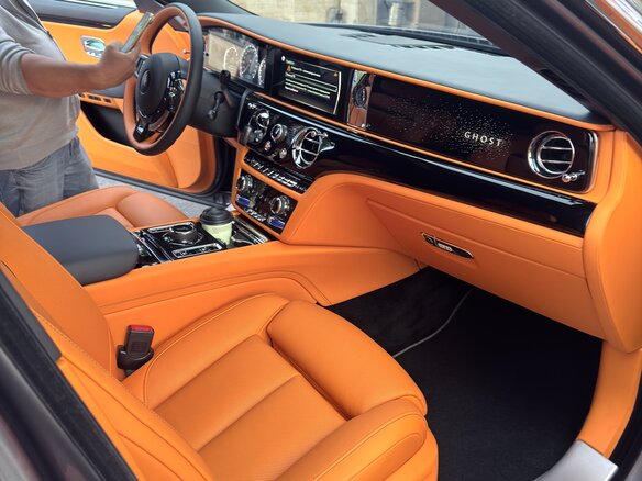2023 Rolls-Royce Ghost II (Series I), серый, 32000000 рублей - вид 17