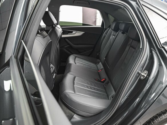2020 Audi A4 35 TFSI V (B9) Рестайлинг, серый, 3068000 рублей - вид 8