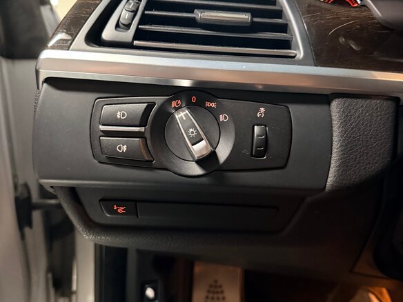 2013 BMW 6 серии 650i xDrive III (F06/F13/F12), серый, 3000000 рублей - вид 9