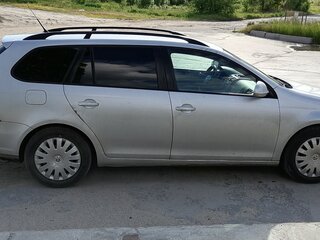 2009 Volkswagen Golf V, серебристый, 510000 рублей, вид 2