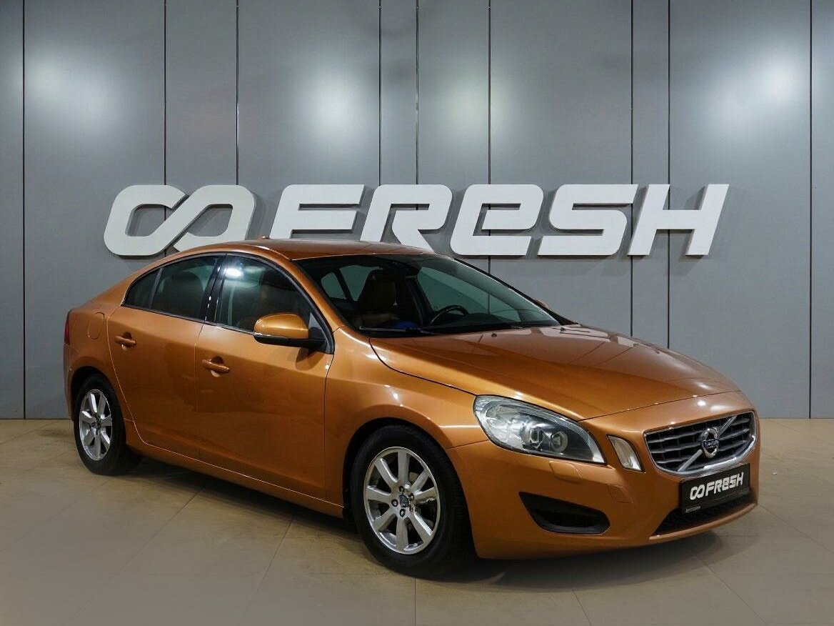 Открыть фотографии: Volvo S60 II