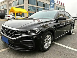 2023 Volkswagen Passat B8 Рестайлинг, чёрный, 1950700 рублей, вид 3