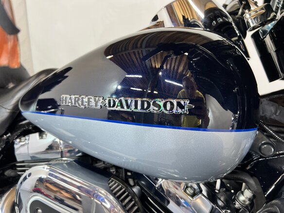2015 Harley-Davidson Electra Glide, серебристый, 899000 рублей - вид 9