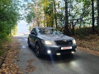 2012 Skoda Octavia Scout II (A5) Рестайлинг, серый, 1300000 рублей, вид 4