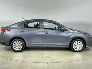 2021 Hyundai Solaris II Рестайлинг, серый, 1395000 рублей, вид 5