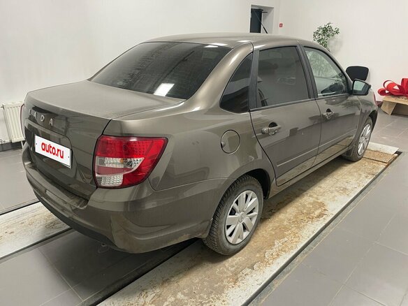 2024 Lada (ВАЗ) Granta I Рестайлинг, коричневый, 650000 рублей - вид 1