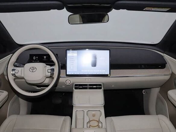 2026 Toyota bZ3X 50 kWh, белый, 2095111 рублей - вид 16