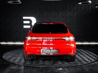 2020 Porsche Macan GTS I Рестайлинг, красный, 6240000 рублей, вид 3
