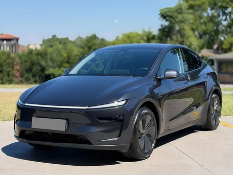2025 Tesla Model Y Standard I Рестайлинг, серый, 6280000 рублей, вид 1