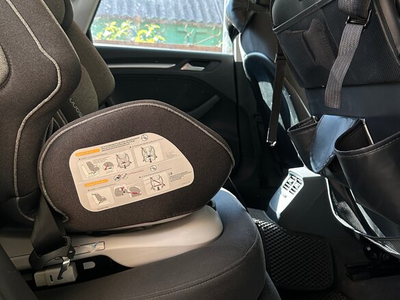 2015 Audi A3 III (8V), серый, 1600000 рублей - вид 10