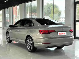 2022 Volkswagen Sagitar III Рестайлинг, золотистый, 1580000 рублей, вид 4