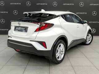 2021 Toyota C-HR I Рестайлинг, белый, 2715000 рублей, вид 5