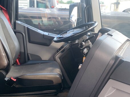 2018 Renault T-Series, чёрный, 6835000 рублей, вид 4