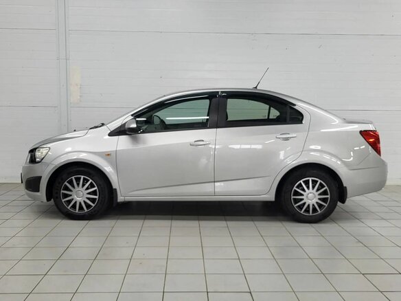 2013 Chevrolet Aveo II, серебристый - вид 8
