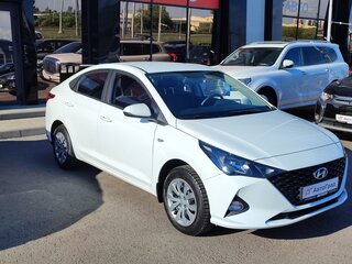 2021 Hyundai Solaris II Рестайлинг, белый, 1520000 рублей, вид 3