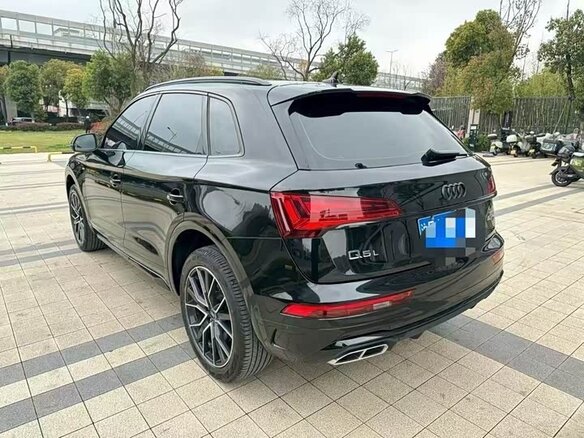 2024 Audi Q5 L 45 TFSI II (FY) Рестайлинг, чёрный, 5071055 рублей - вид 4