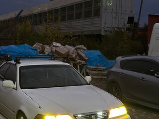 1996 Toyota Mark II VIII (X100), белый, 550000 рублей, вид 4
