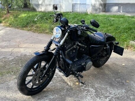 2021 Harley-Davidson Sportster 883, чёрный, 800000 рублей, вид 3