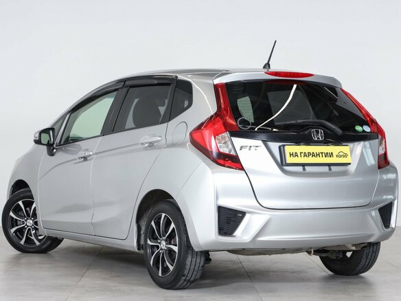 2014 Honda Fit III, серебристый, 999000 рублей - вид 3