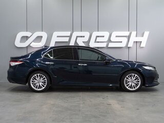 2018 Toyota Camry VIII (XV70), синий, 2899000 рублей, вид 5