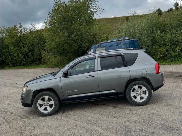 2011 Jeep Compass I Рестайлинг, серый, 799000 рублей