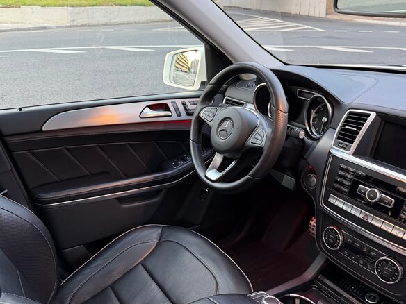 2013 Mercedes-Benz GL-Класс 500 II (X166), белый, 3450000 рублей - вид 27