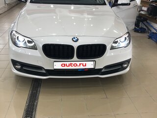 2016 BMW 5 серии 520d VI (F10/F11/F07) Рестайлинг, белый, 2800000 рублей, вид 1