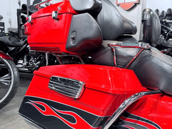 2011 Harley-Davidson CVO Limited, красный, 1599000 рублей - вид 27