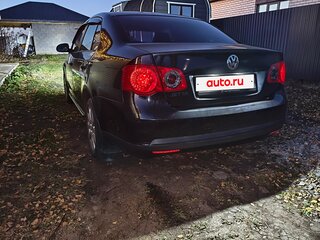 2008 Volkswagen Jetta V, чёрный, 420000 рублей, вид 5