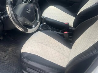 2017 Kia Rio III Рестайлинг, белый, 540000 рублей, вид 4