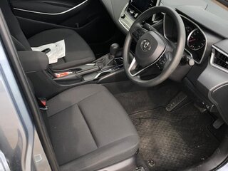 2021 Toyota Corolla XII (E210), серый, 2000000 рублей, вид 3