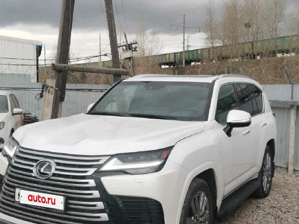 Открыть фотографии: Lexus LX IV