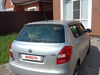 2012 Skoda Fabia II Рестайлинг, серый, 385000 рублей, вид 2