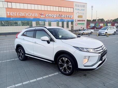 2018 Mitsubishi Eclipse Cross I, белый, 1670000 рублей, вид 2