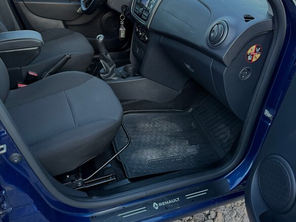 2019 Renault Logan II Рестайлинг, синий, 1030000 рублей - вид 11