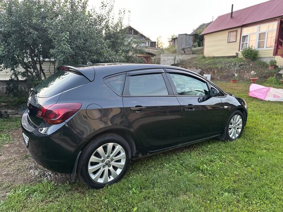 2011 Opel Astra J, чёрный, 500000 рублей - вид 11