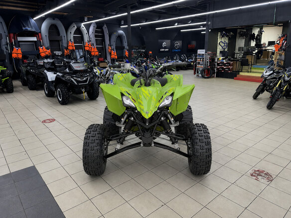 2025 Yamaha YFZ 450, чёрный, 1142700 рублей - вид 3