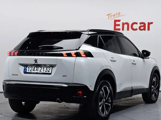 2022 Peugeot 2008 II, белый, 1340000 рублей, вид 2